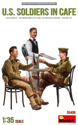 Picture of U.S. Soldiers in Cafe